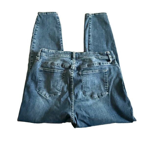 Pistola Women's 14W Ankle Medium Wash Blue Jeans - Picture 4 of 6